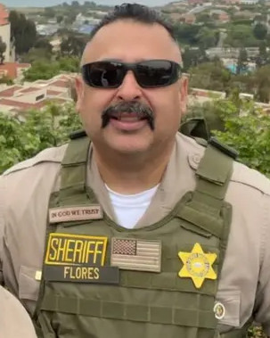 deputy-sheriff-alfredo-flores - HG2 Emergency Lighting